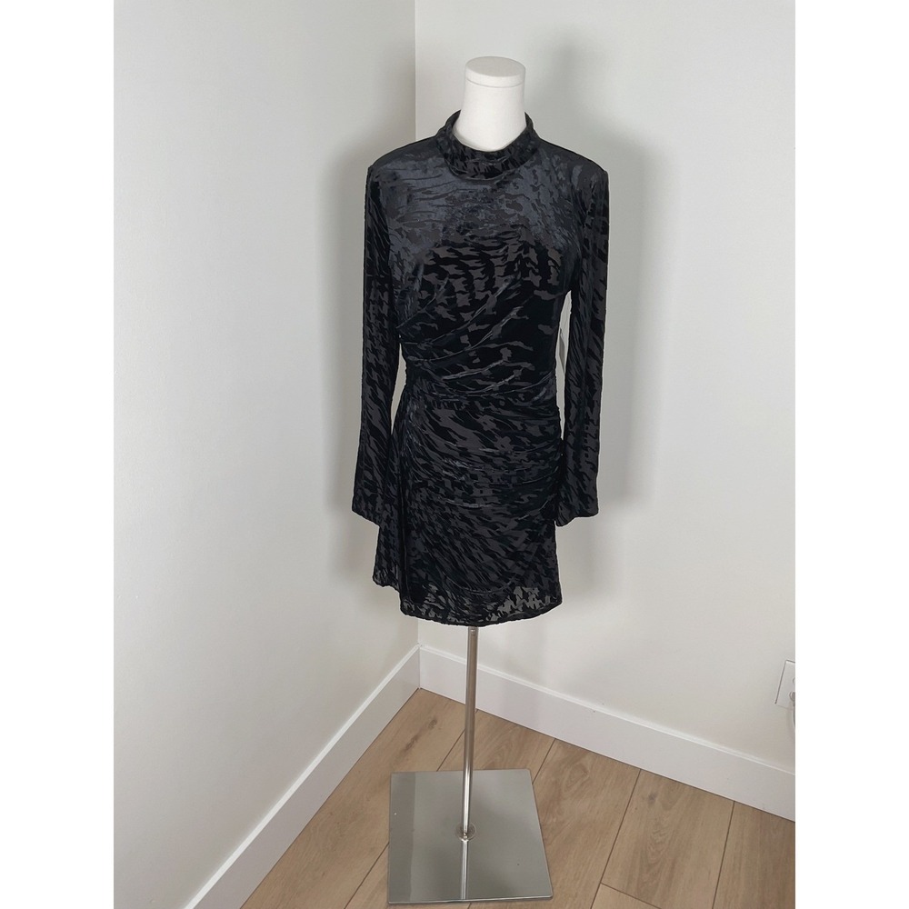 Dress The Population Women's Fawn Velvet Mock Neck‎ Long Sleeve Mini Dress Large